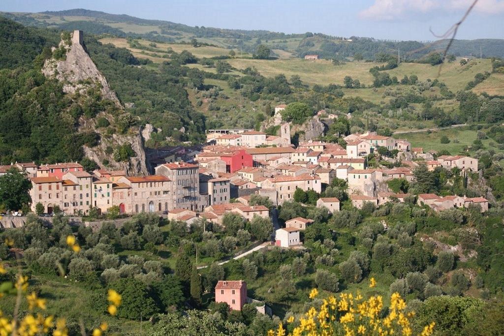 Podere Sant'Angelo Роккальбенья Экстерьер фото
